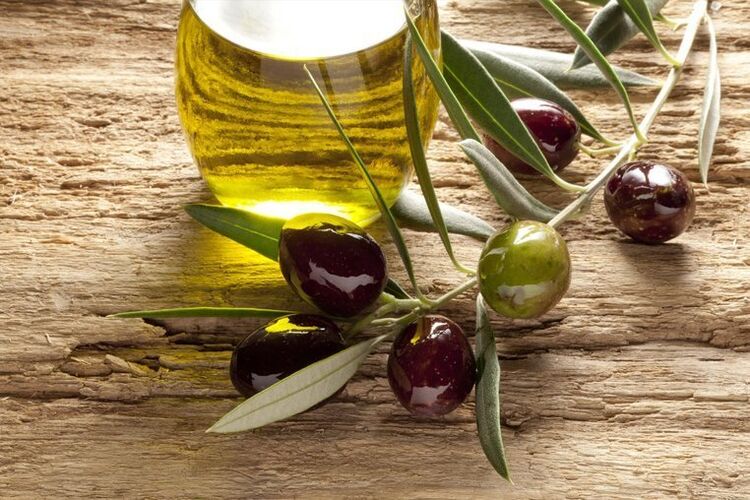 Olivenöl ist Teil der mediterranen Ernährung